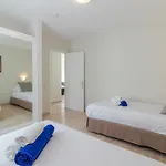 Flatguest Alisios