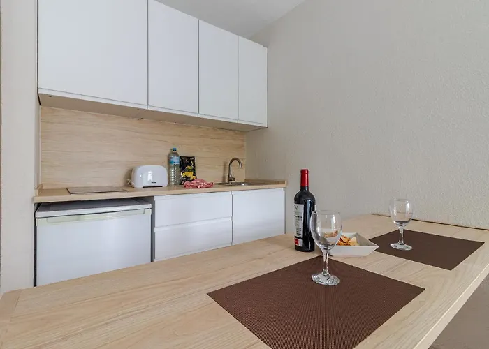 Flatguest Alisios 코라레호